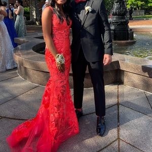 Jovani prom dress. Worn once . Great used condition. @kierahbongiorno